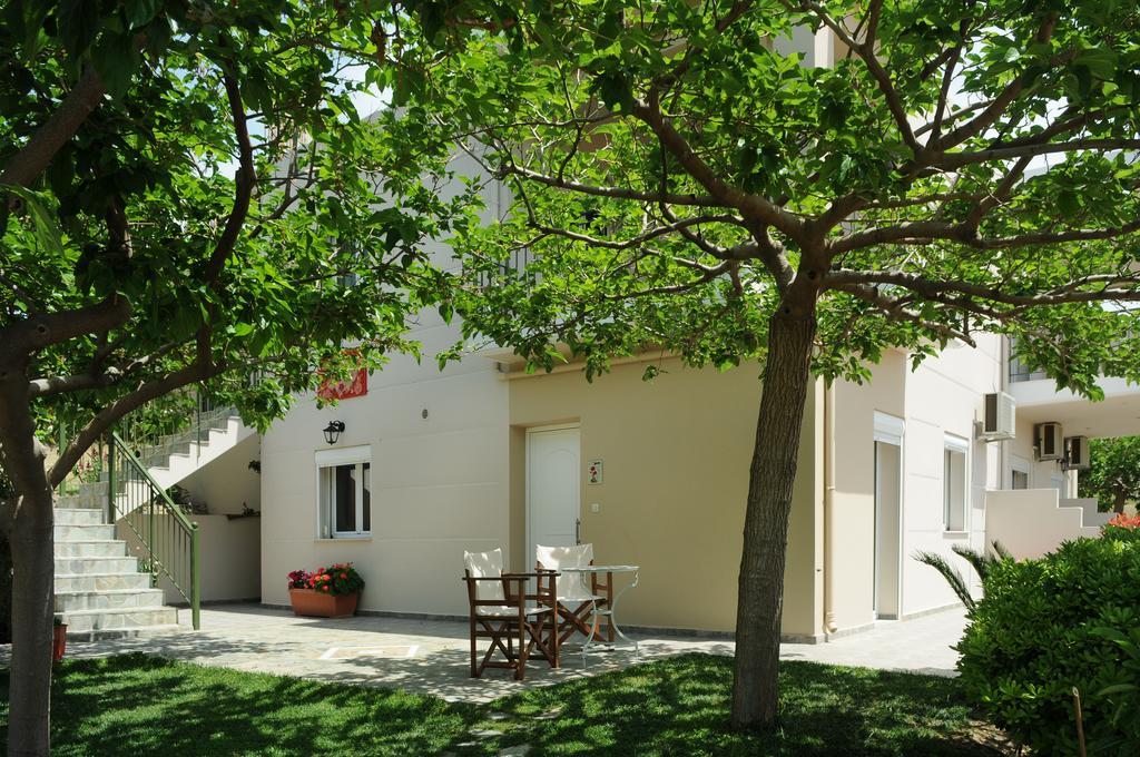 Triantafilia Guesthouse Agii Apostoli Esterno foto