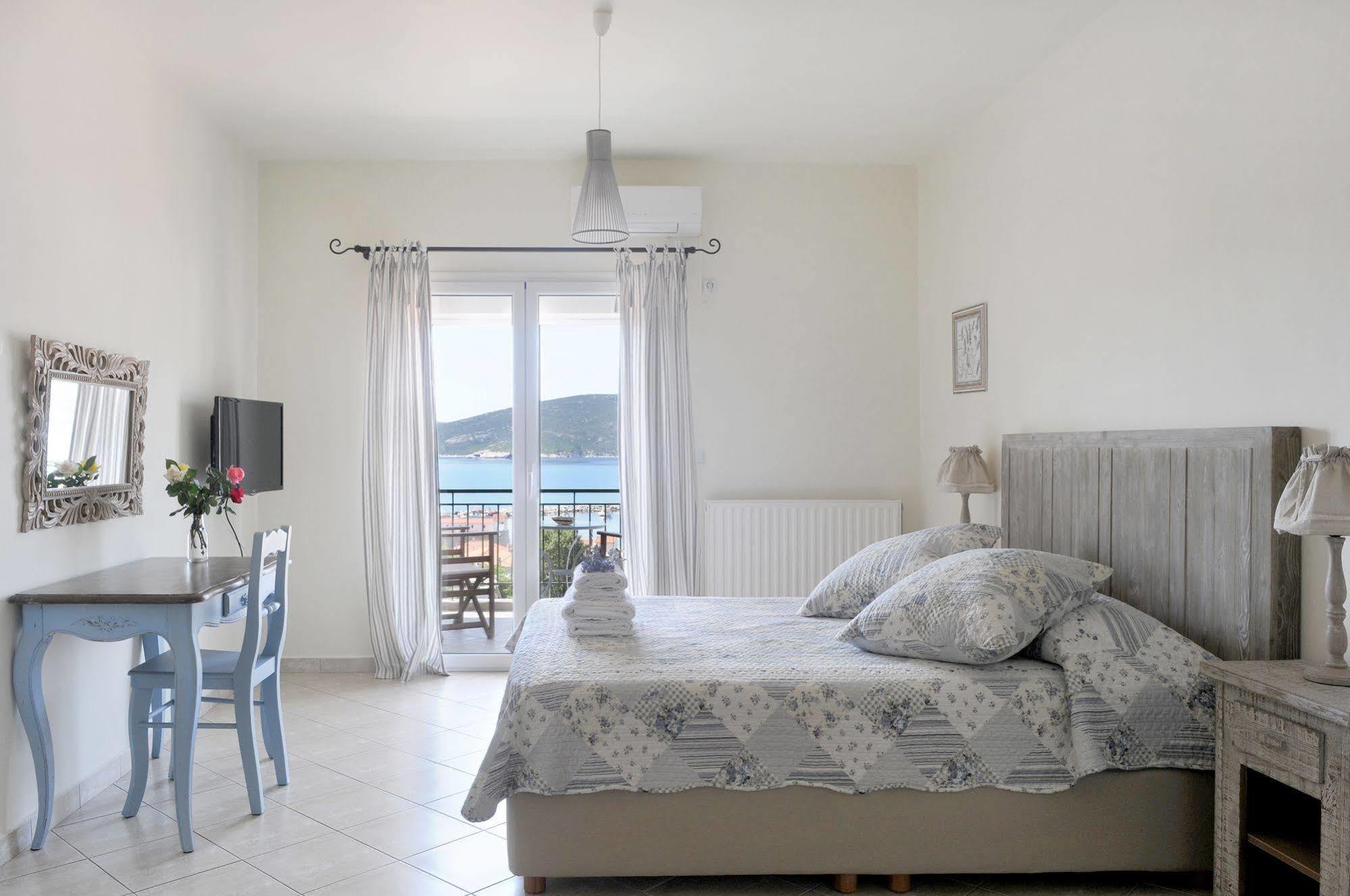 Triantafilia Guesthouse Agii Apostoli Esterno foto