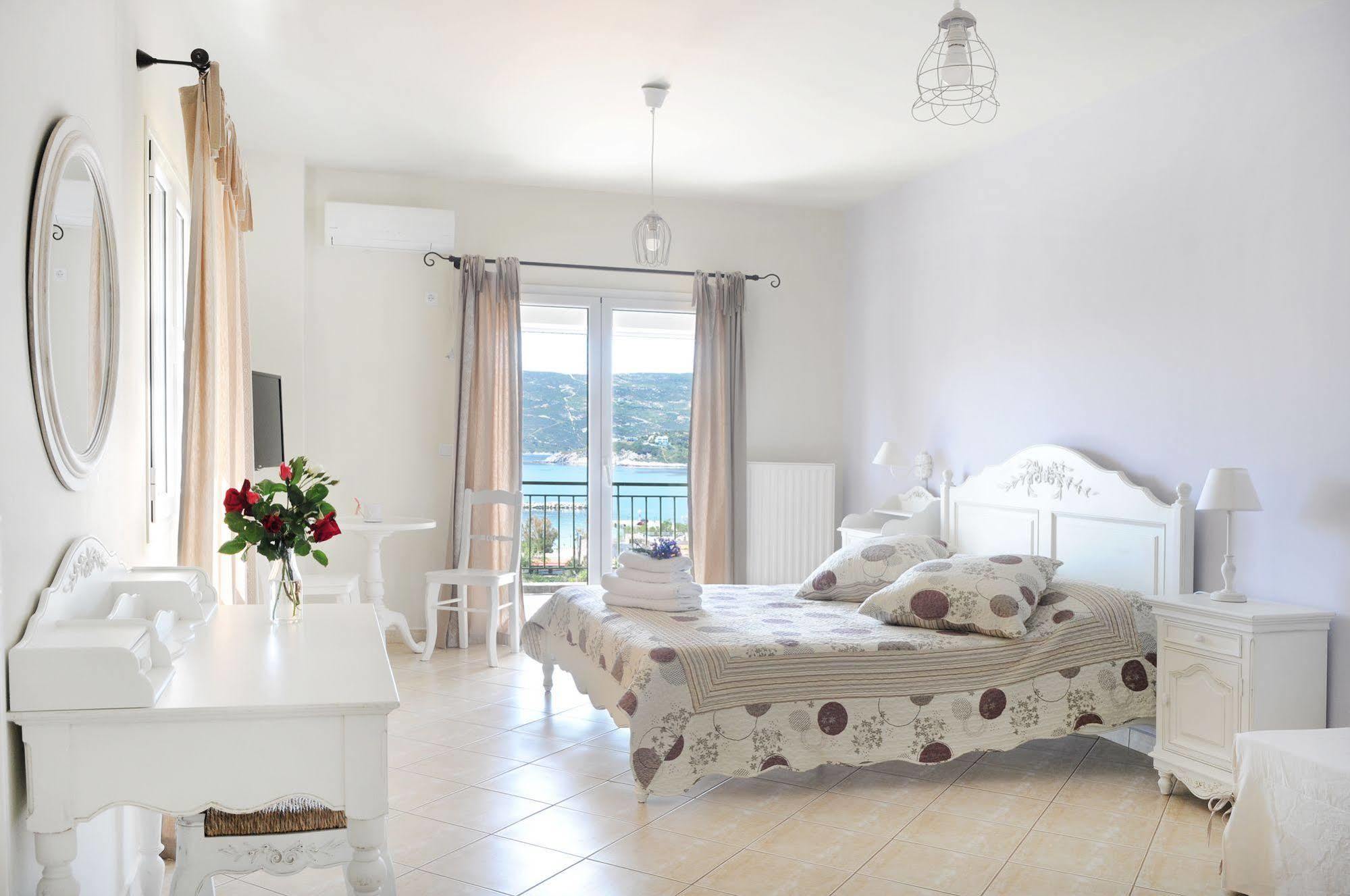Triantafilia Guesthouse Agii Apostoli Esterno foto
