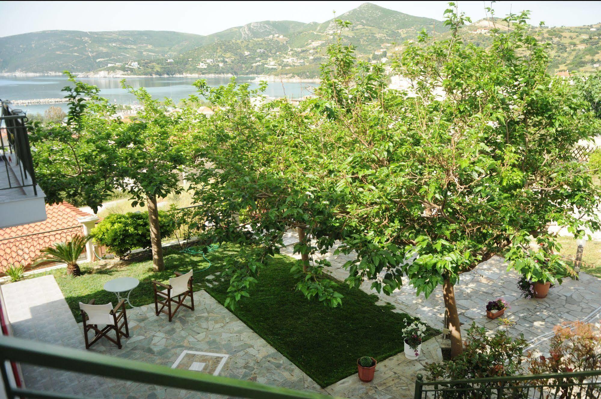 Triantafilia Guesthouse Agii Apostoli Esterno foto